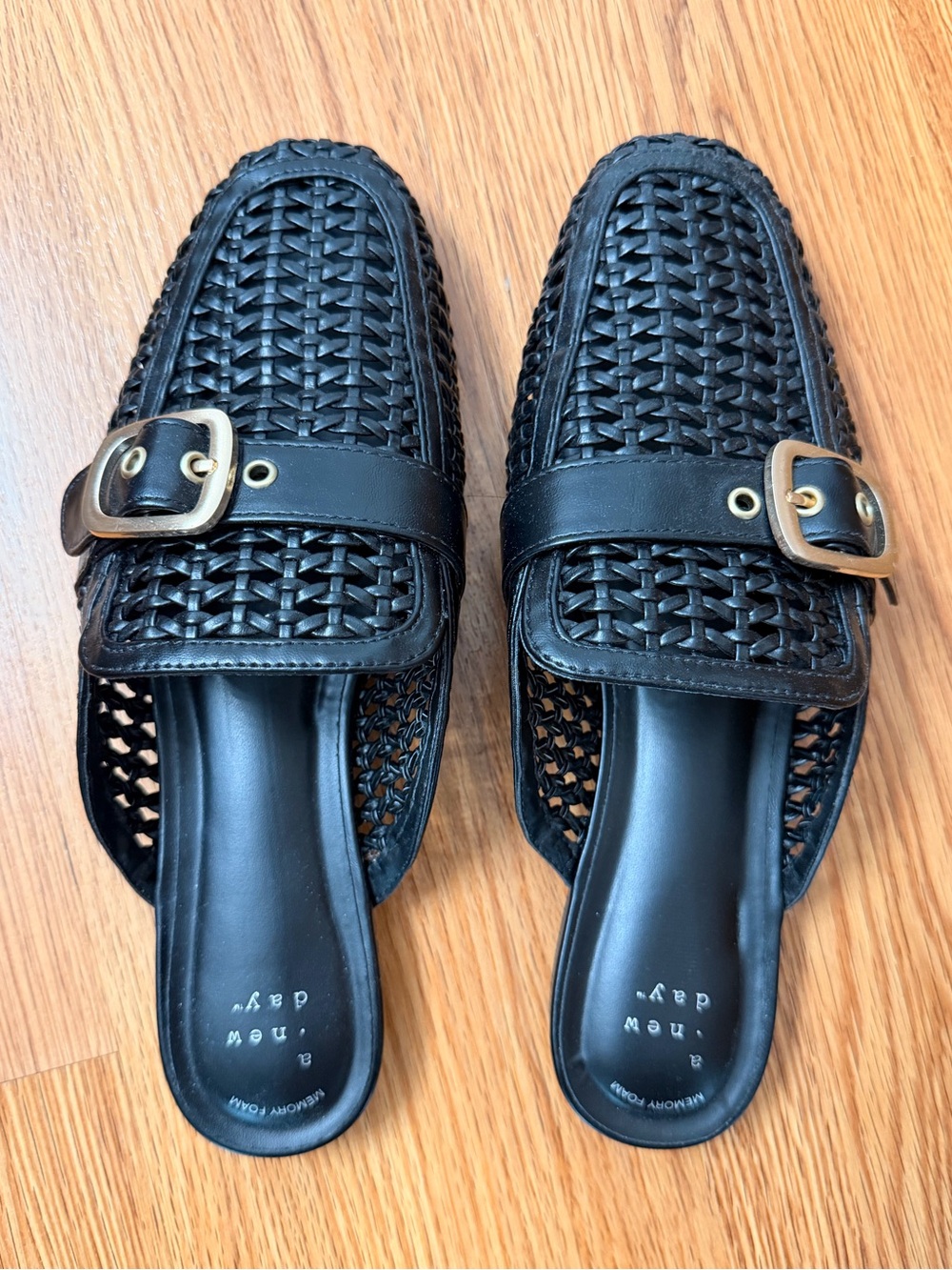 NWOT • a new day • woven mules
